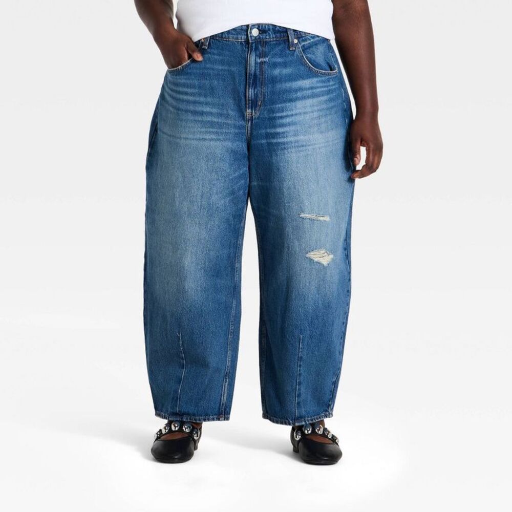 Women's High-Rise Easy Barrel Jeans - Universal Thread Medium Wash 20